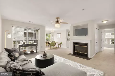 2508 Shelley Cir #8 2C, Frederick, MD 21702