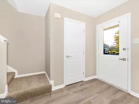 4965 Pintail Ct, Frederick, MD 21703 photo 3