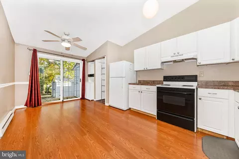 832 Chadwick Cir, Frederick, MD 21701 photo 11