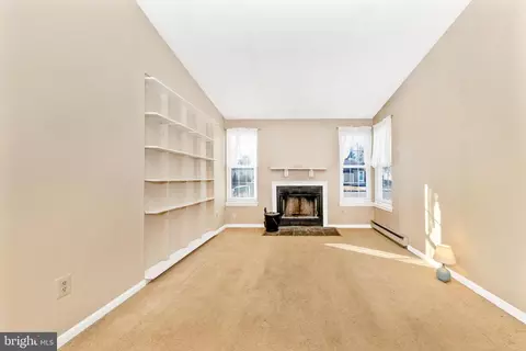 832 Chadwick Cir, Frederick, MD 21701 photo 4