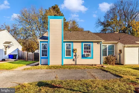 832 Chadwick Cir, Frederick, MD 21701
