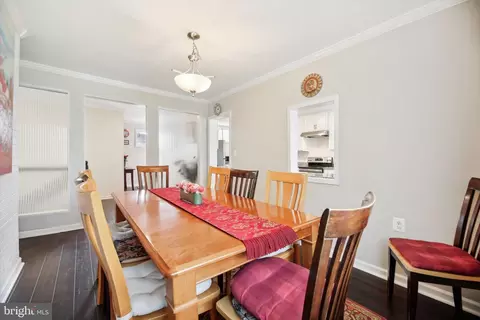 Dining - 6442 Sunset Dr, Frederick, MD 21702 photo 2 of 2