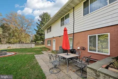 Exterior - 6442 Sunset Dr, Frederick, MD 21702 photo 14 of 16