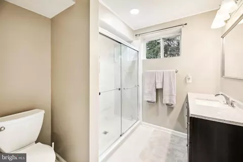 Bath - 6442 Sunset Dr, Frederick, MD 21702 photo 3 of 3