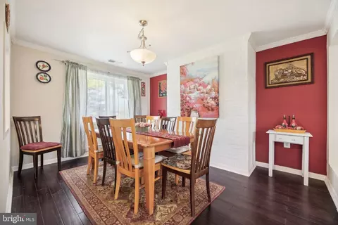 Dining - 6442 Sunset Dr, Frederick, MD 21702 photo 1 of 2