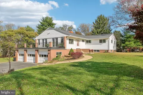 Exterior - 6442 Sunset Dr, Frederick, MD 21702 photo 2 of 16