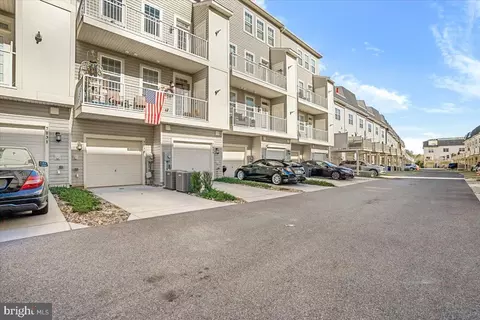Exterior - 7133 Macon St, Frederick, MD 21703 photo 2 of 6