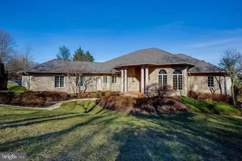 11292 Panorama Dr, New Market, MD 21774