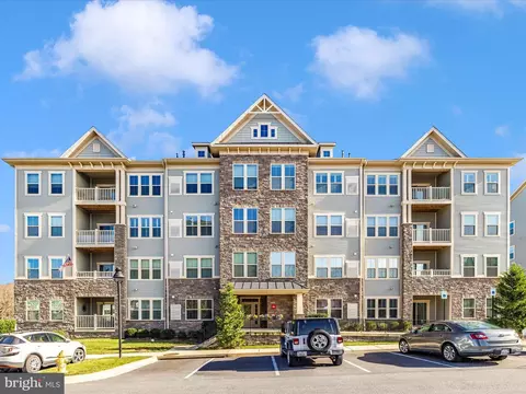 5733 Meadowood St #102, New Market, MD 21774