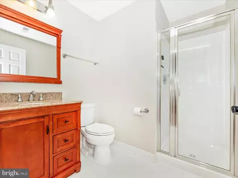 Bath - 8825 Lew Wallace Rd, Frederick, MD 21704 photo 4 of 4