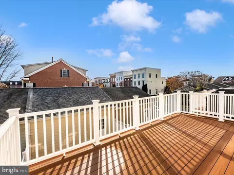 Exterior - 8825 Lew Wallace Rd, Frederick, MD 21704 photo 6 of 29