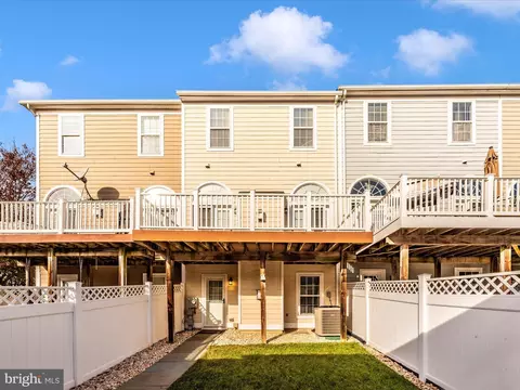 Exterior - 8825 Lew Wallace Rd, Frederick, MD 21704 photo 2 of 29