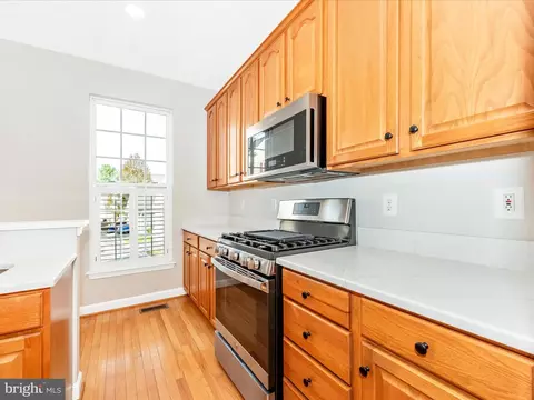 Kitchen - 8825 Lew Wallace Rd, Frederick, MD 21704 photo 6 of 8