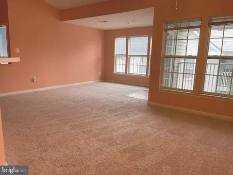 501 Patton Cir #6L, Frederick, MD 21703 photo 2