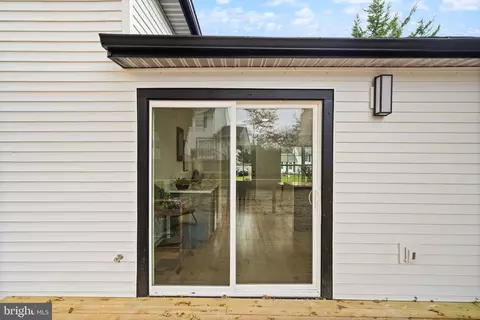 Exterior - 1303 Hillcrest Dr, Frederick, MD 21703 photo 6 of 17