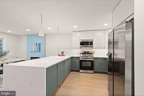 Kitchen - 1303 Hillcrest Dr, Frederick, MD 21703 photo 2 of 6