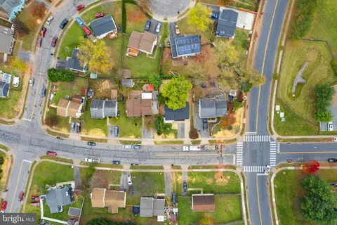 View/Area - 1303 Hillcrest Dr, Frederick, MD 21703 photo 1 of 5