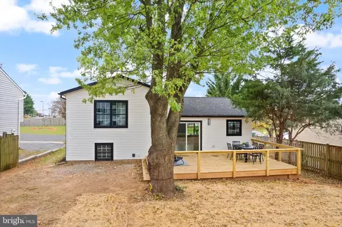 Exterior - 1303 Hillcrest Dr, Frederick, MD 21703 photo 15 of 17