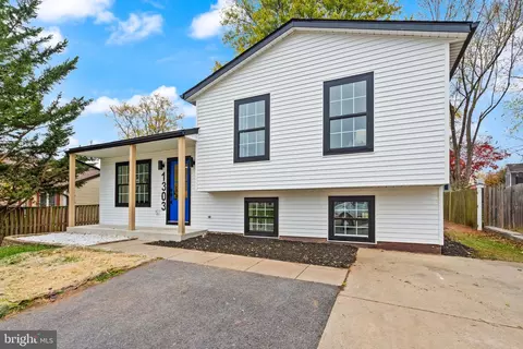 Exterior - 1303 Hillcrest Dr, Frederick, MD 21703 photo 3 of 17