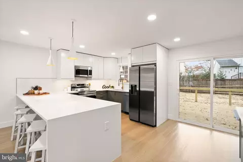 Kitchen - 1303 Hillcrest Dr, Frederick, MD 21703 photo 1 of 6