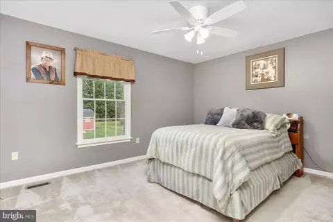 Bedroom - 3834 Roundtree Rd, Jefferson, MD 21755 photo 4 of 4