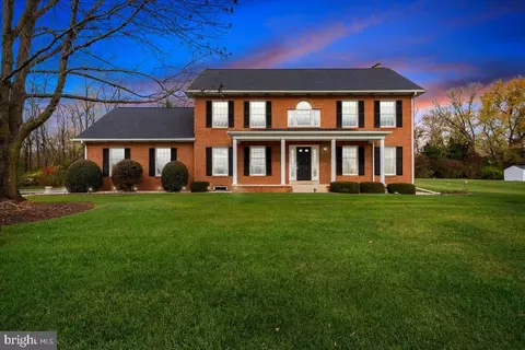 Exterior - 3834 Roundtree Rd, Jefferson, MD 21755 photo 2 of 5