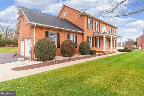 Exterior - 3834 Roundtree Rd, Jefferson, MD 21755 photo 3 of 5