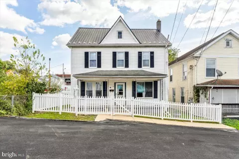 10 S Delaware Ave, Brunswick, MD 21716