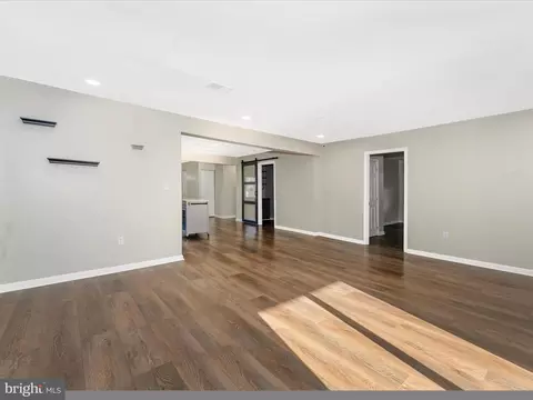 Living - 506 Pearl St, Frederick, MD 21701 photo 11 of 12