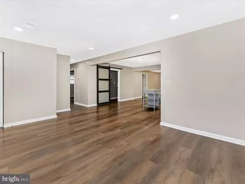 Living - 506 Pearl St, Frederick, MD 21701 photo 5 of 12