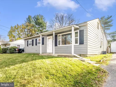 Exterior - 506 Pearl St, Frederick, MD 21701 photo 2 of 11
