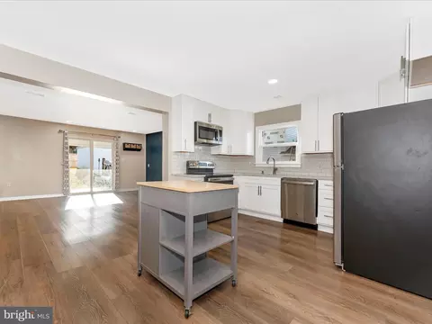 Kitchen - 506 Pearl St, Frederick, MD 21701 photo 2 of 5