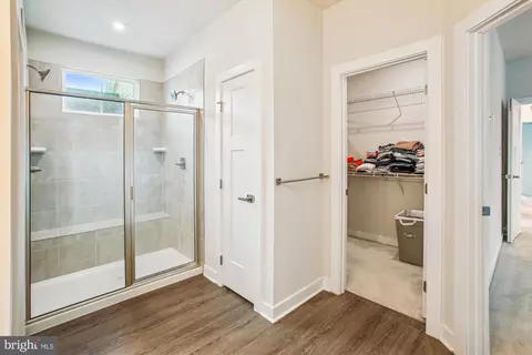Entry Way - 6709 Mount Phillip Rd, Frederick, MD 21703 photo 16 of 19