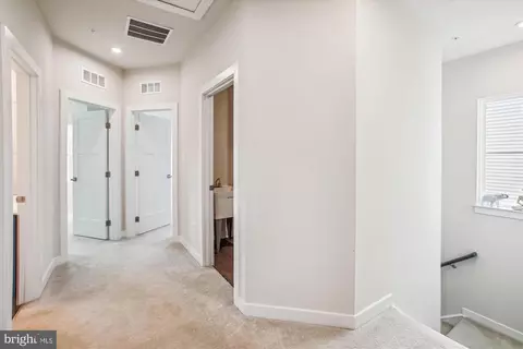 Entry Way - 6709 Mount Phillip Rd, Frederick, MD 21703 photo 14 of 19