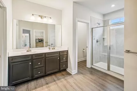 Entry Way - 6709 Mount Phillip Rd, Frederick, MD 21703 photo 15 of 19