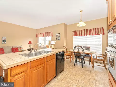 5802 Mercantile Dr W, Frederick, MD 21703 photo 13