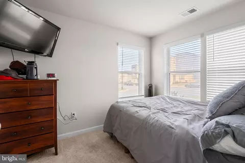 818 Bond St, Frederick, MD 21701 photo 18