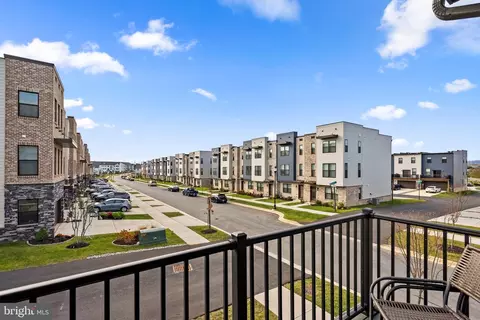 818 Bond St, Frederick, MD 21701 photo 20