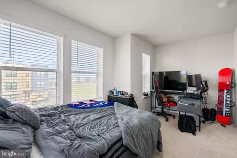 818 Bond St, Frederick, MD 21701 photo 11