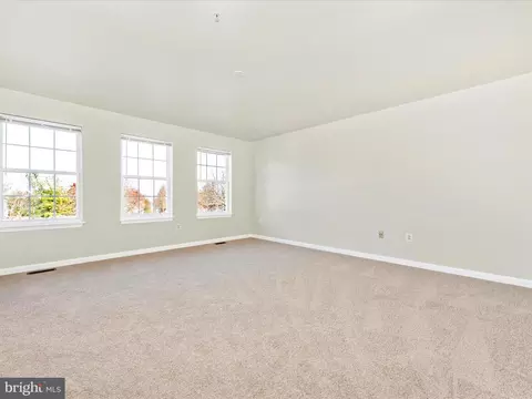 Living - 5018 Croydon Ter, Frederick, MD 21703 photo 8 of 9