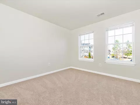 Bedroom - 5018 Croydon Ter, Frederick, MD 21703 photo 4 of 5