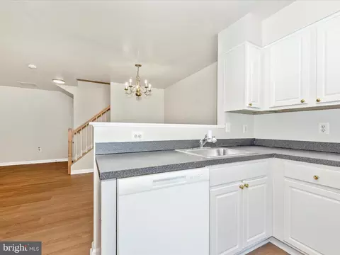 Kitchen - 5018 Croydon Ter, Frederick, MD 21703 photo 8 of 8