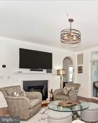 2520 Waterside Dr #304, Frederick, MD 21701 photo 5