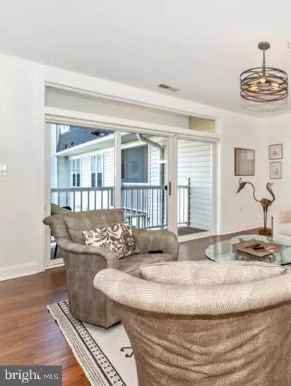 2520 Waterside Dr #304, Frederick, MD 21701 photo 8