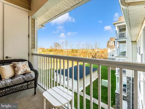 2520 Waterside Dr #304, Frederick, MD 21701 photo 10