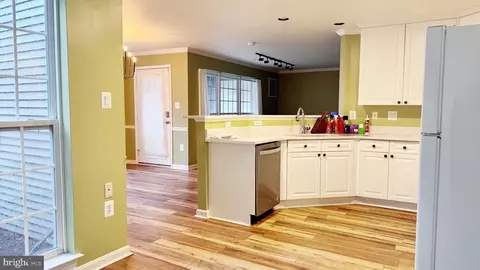 Entry Way - 2501 Coleridge Dr #1D, Frederick, MD 21702 photo 6 of 7