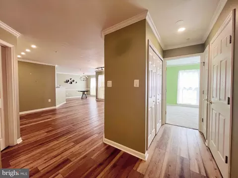 Entry Way - 2501 Coleridge Dr #1D, Frederick, MD 21702 photo 4 of 7