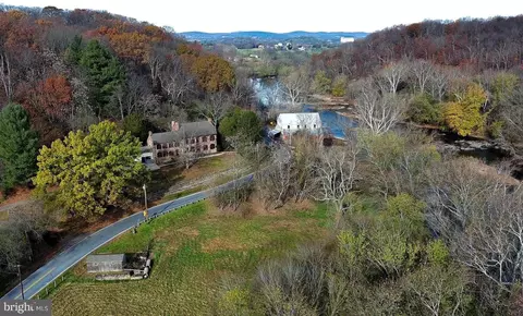 7119 Michaels Mill Rd, Buckeystown, MD 21717