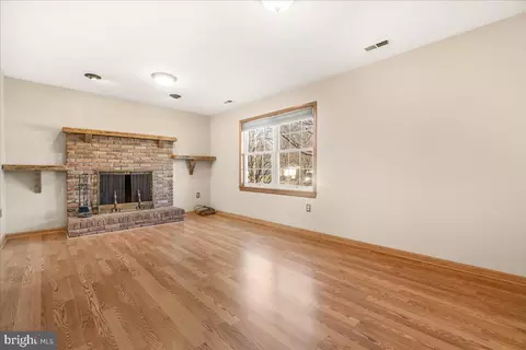 Living - 412 B Center St, Frederick, MD 21701 photo 2 of 6
