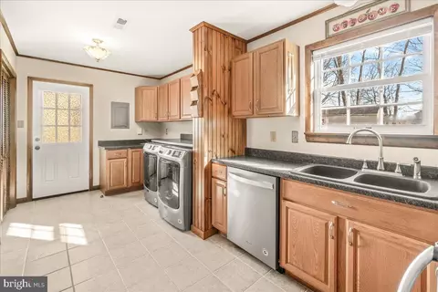 Other - 412 B Center St, Frederick, MD 21701 photo 3 of 7